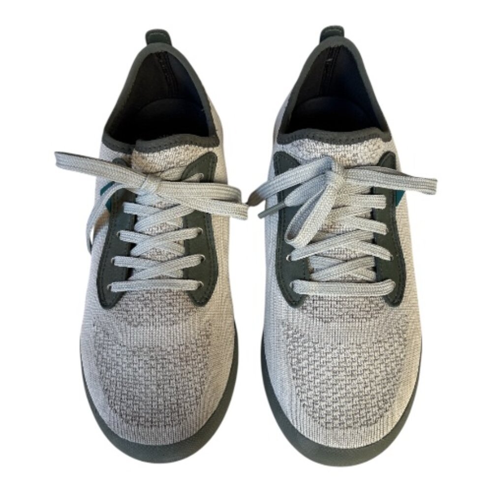 VESSI WEEKENDER 100% WATERPROOF SNEAKER SHOES ALL-DAY COMFORT SZ 7 LIKE NEW